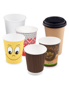 PAPPBECHER UND DECKEL